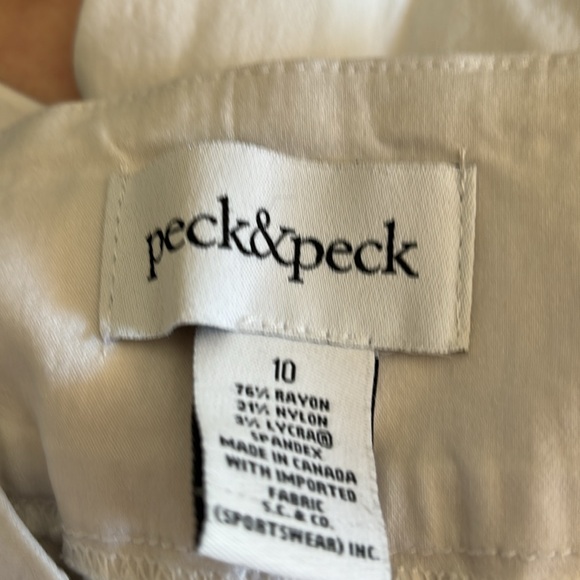 White pull pants - Picture 5 of 8